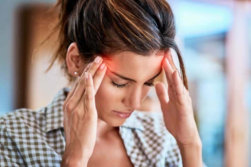 Шта изазива главобољу? Како спречити главобољу током поста? Шта је добро за главобољу?