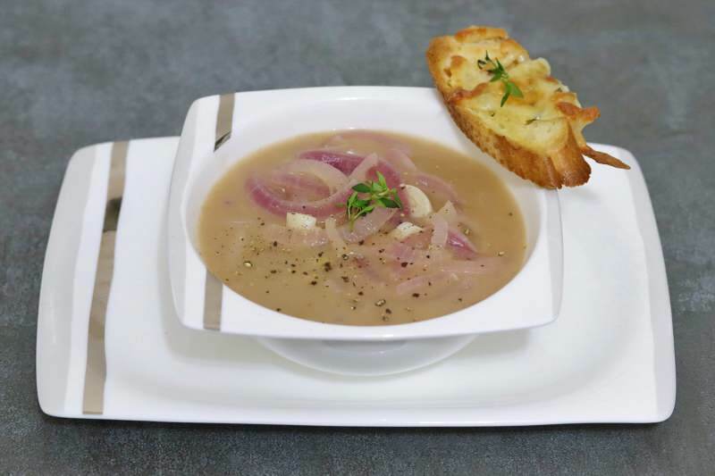 Како направити најлакшу супу од лука? Укусна француска јуха од лука