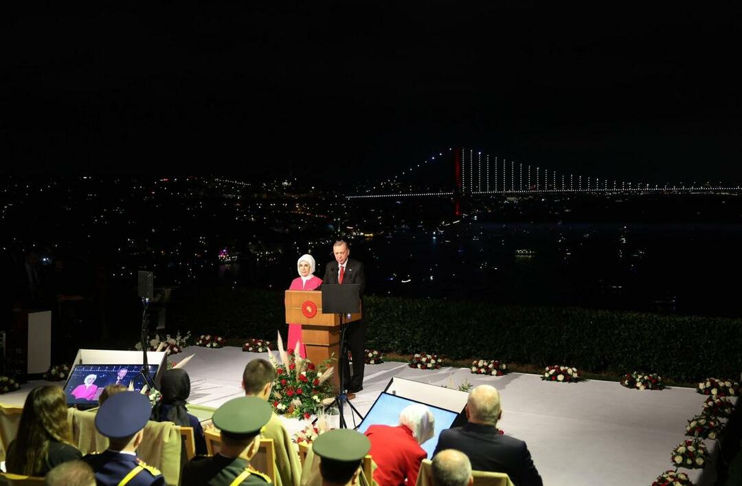 Реџеп Тајип Ердоган и Емине Ердоган 100. године догађаји