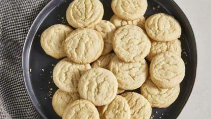 Рецепт за шећерне колачиће који не застарева! Како направити слатке колаче који се топе у устима