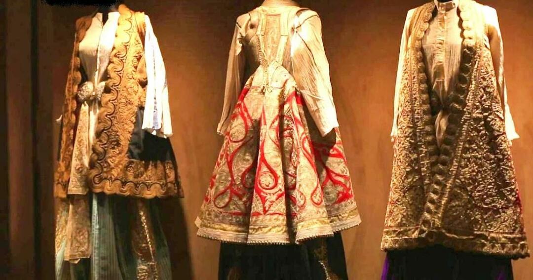 Каква је била женска одећа у Османском двору у 18. и 19. веку?