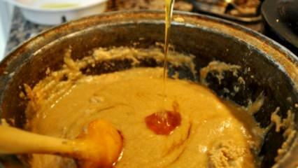 Практичан рецепт за халву од брашна са медом