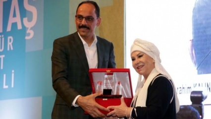 Легенда турске народне музике добила је награду Бедиа Акартурк
