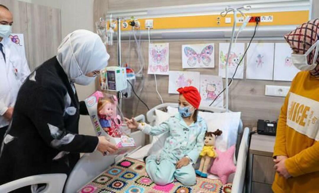 Емине Ердоган посетила децу оболелу од рака! 