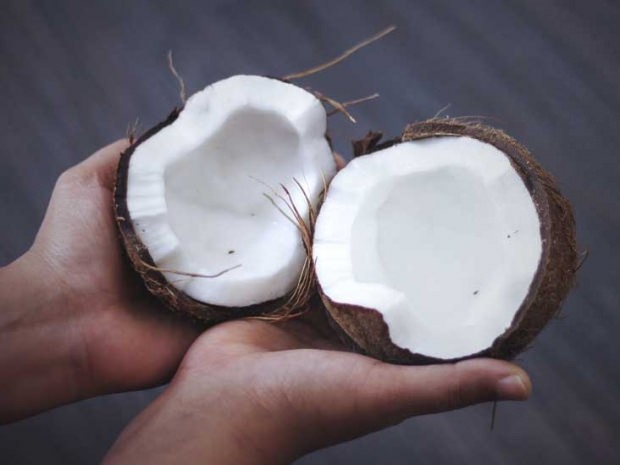 Које су предности кокосовог уља на кожи и лицу? Како се користи