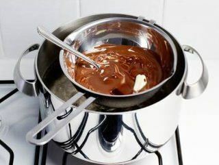 Шта значи Баинари стил? Метода топљења чоколаде Баинмарие
