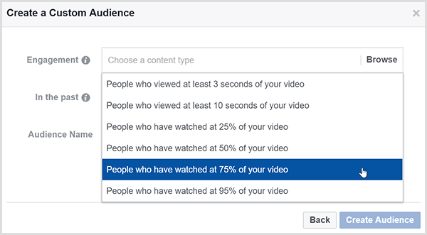 Дијалошки оквир Фацебоок Цреате а Цустом Аудиенце има опције за циљање огласа на људе који су гледали одређени проценат вашег видео записа.