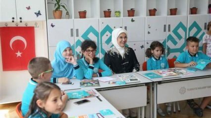 Прва дама Ердоган посетила је Маариф школе