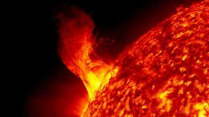 Шта је соларни бљесак? Који су ефекти и последице сунчевог бљеска на свет?