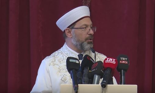 Председник за верска питања Али Ербас
