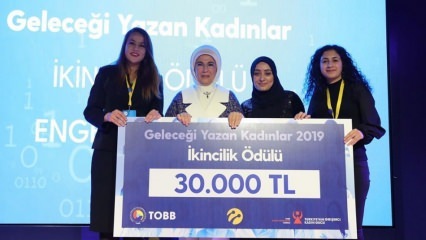 Награде жена које пишу будућност од прве даме Ердоган