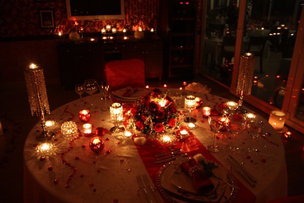 Предлог брака уз свеће