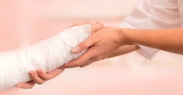 Постоје ли симптоми цисте (Ганглион) на руци? Који је начин лечења цисте руку?
