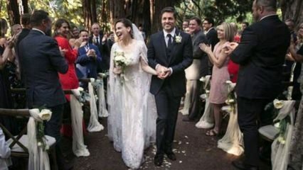 Холивудска звезда Хилари Сванк удата је!
