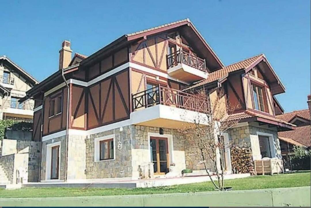 Да ли је та кућа одвојила Хадисе и Мехмета Динчелера? "Злокобна кућа" се развела од другог пара