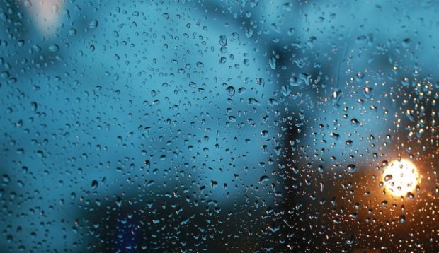 Како излази мрља од кише? Дефинитивно решење за кишне тачке