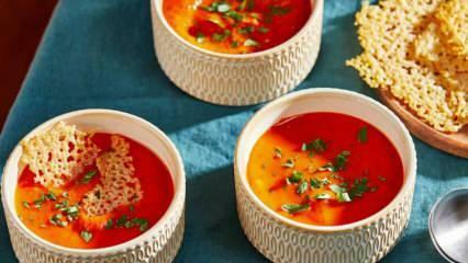 Рецепт за укусну супу од парадајза са резанцима! Свидеће вам се ова припрема супе са резанцима од парадајза.