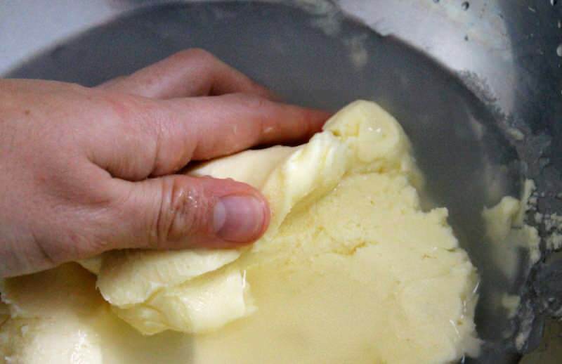 Како направити путер у веш машини? Да ли ће заиста бити маслаца у веш машини?