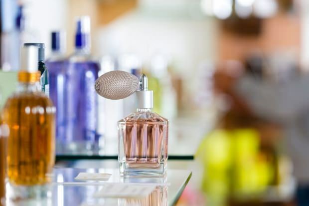 Начини за повећање трајности парфема