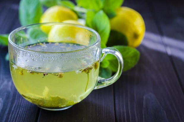 зелени чај лек минералне воде са лимуном