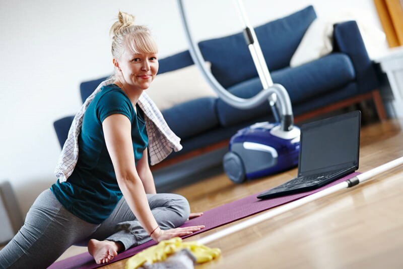Док радите код куће, вежбу можете одржавати и у кондицији.