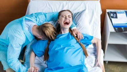 Шта је епидурално (нормално) рођење? Како родити без болова?