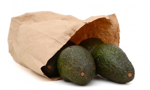 Како се љушти авокадо? Шта треба учинити да авокадо брзо омекша?
