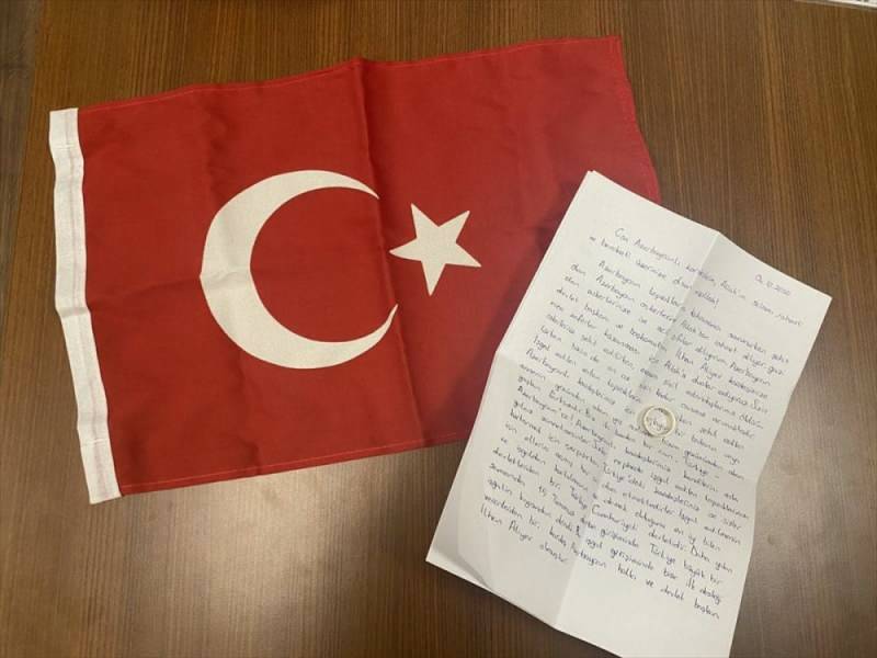 Учитељски пар послао је веренички прстен за подршку Азербејџану