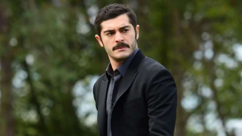 Бурак Дениз, водећи глумац Мараслı-а, путник је у Италији!