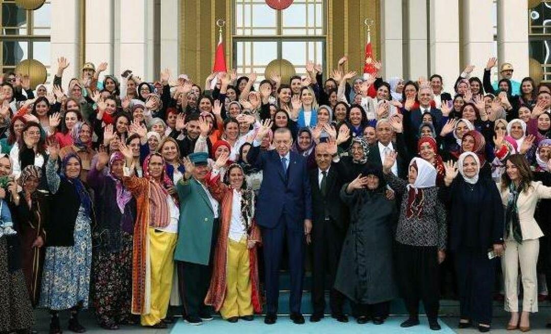 Емине Ердоган дели из програма 'Жене које остављају траг на тлу'!