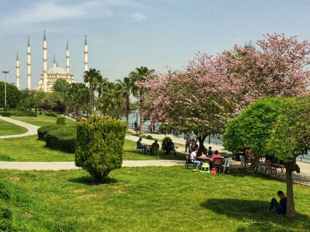 Централна џамија Адана- Сабанци