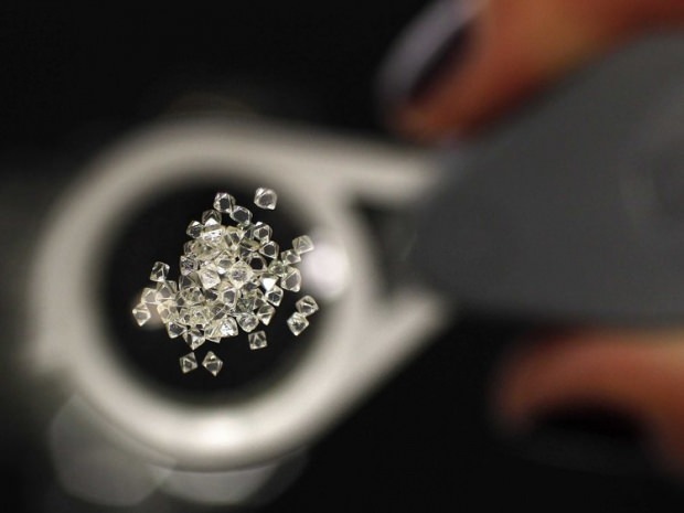 Како разумети лажне дијаманте?