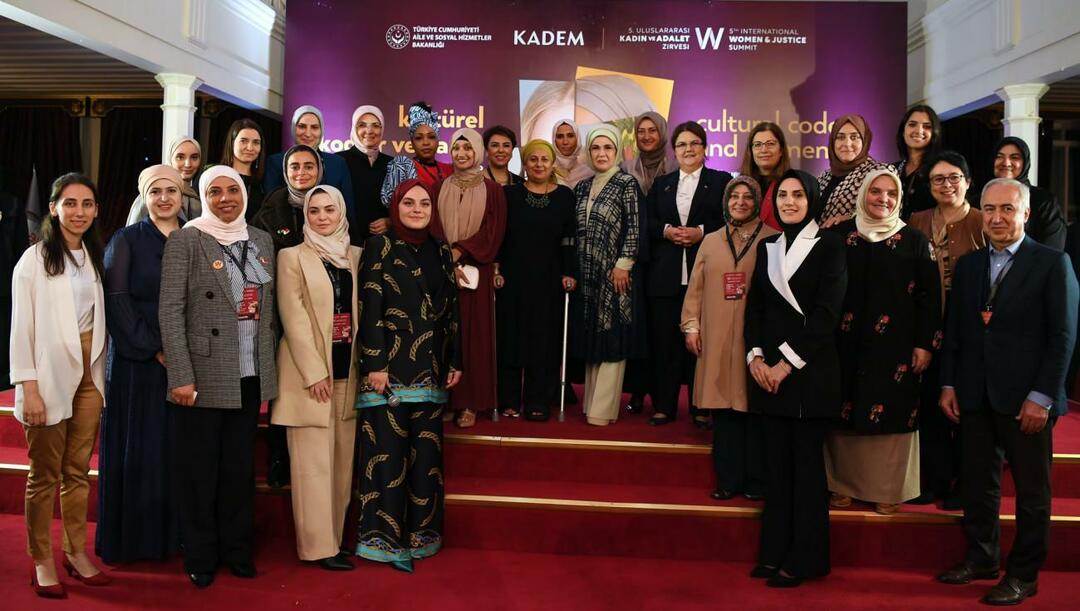 Емине Ердоган говорила је на Међународном самиту жена и правде, представници невладиних организација