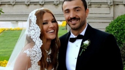 Пар Демет Акалıн и Окан Курт развели су се