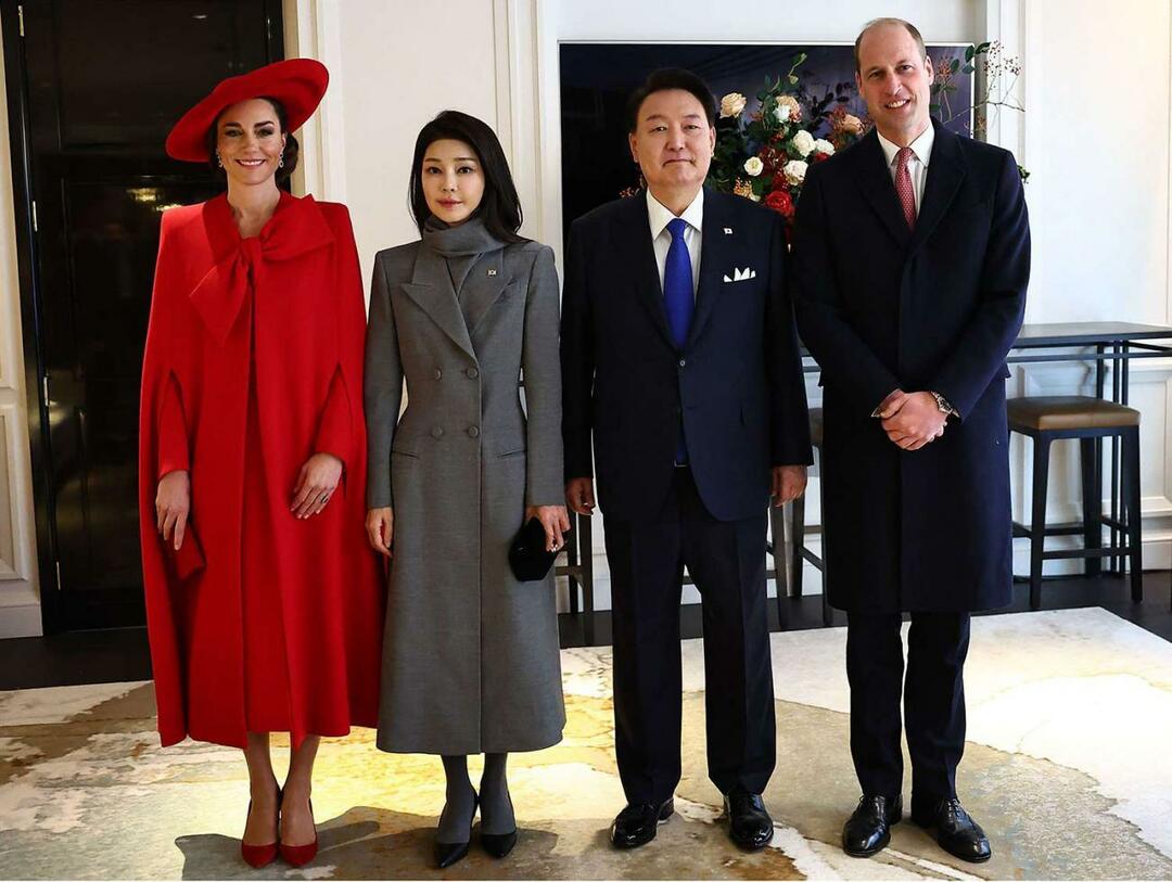 Кејт Мидлтон и принц Вилијам са председником Јужне Кореје Иоон Сук Иеол и његовом супругом Ким Кеон Хее