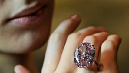 Највећи ружичасти дијамант на свету