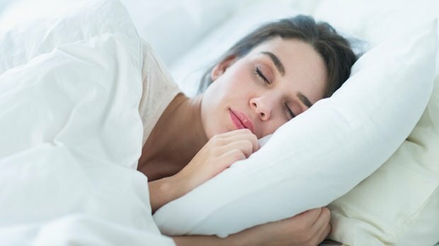 Који су узроци знојења током ноћног сна? Шта је добро за знојење?