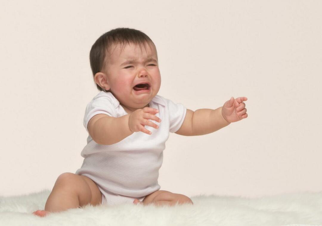 Зашто бебе плачу? Шта бебе говоре плачем? 5 стилова плакања беба