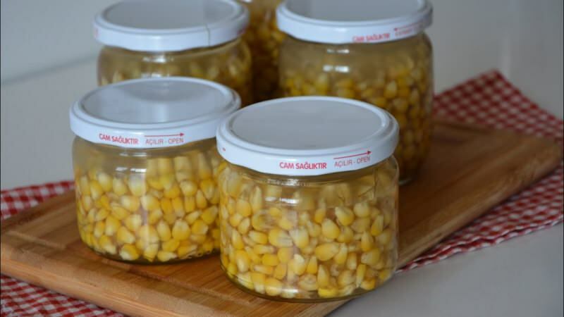 Како кувати кувани кукуруз код куће? Најлакши рецепт за конзервирани кукуруз