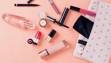 Производи који би увек требали бити у вашој торби за шминку