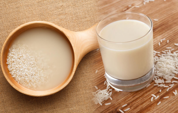 Како се прави рижино млеко? Мршављење са рижиним млеком