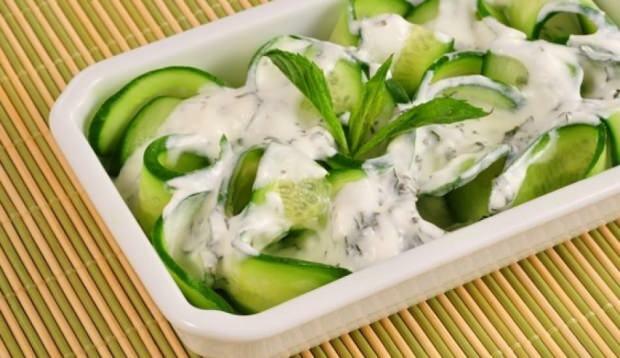 Рецепт за салату од јогурта
