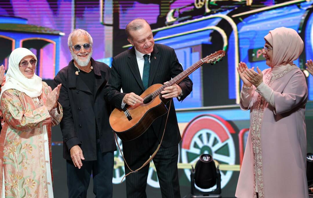 Јусуф Ислам поклонио је своју гитару председнику Ердогану