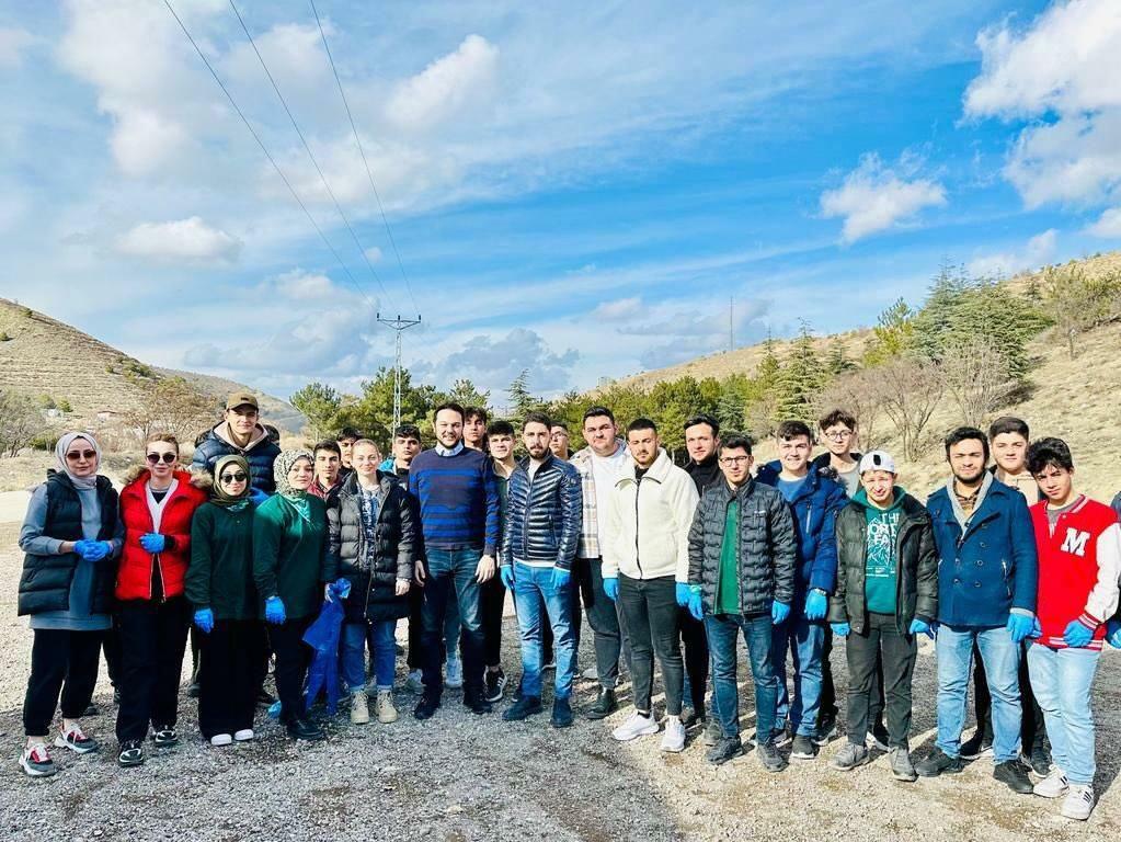 Млади у Анкари започели су рад у оквиру пројекта зеро отпада