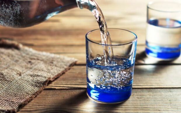 који су начини пијења воде? Како пити воду?