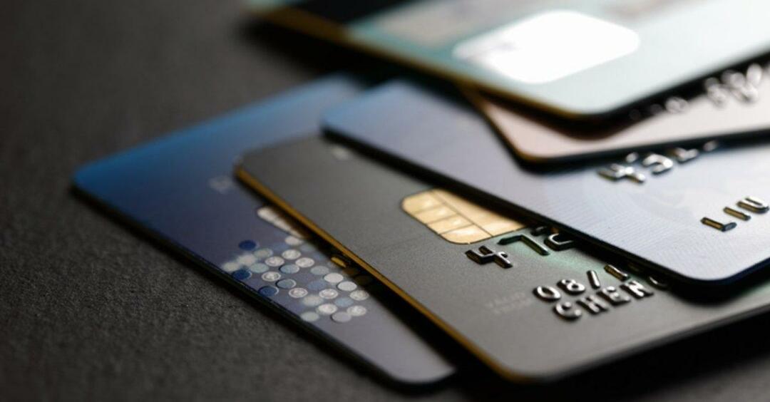 Како добити повраћај накнаде за кредитну картицу