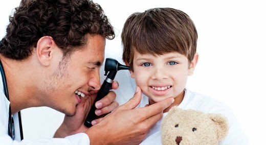 Обратите пажњу на здравље уха код деце!