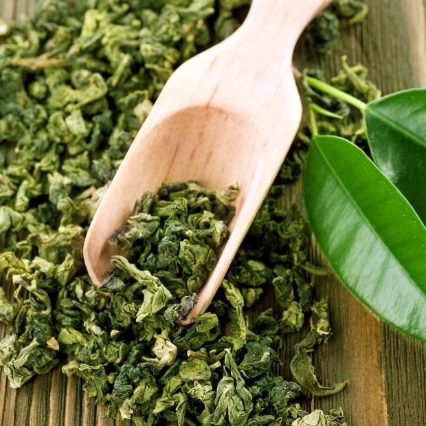 Да ли конзумирање зеленог чаја ноћу без сна слаби?