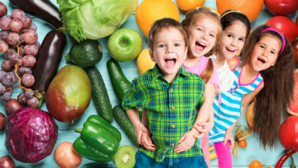 Шта треба учинити детету које не воли и једе поврће? Да нахраним дете спанаћ ...