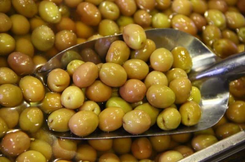 Уместо сланих зелених маслина треба конзумирати мање слане зелене маслине